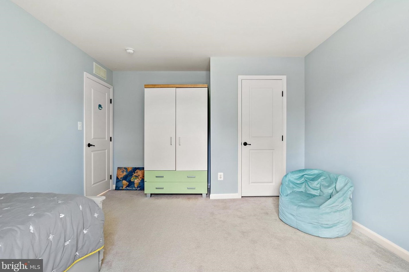 25849 Racing Sun Dr, Stone Ridge VA  20105-5838 exterior