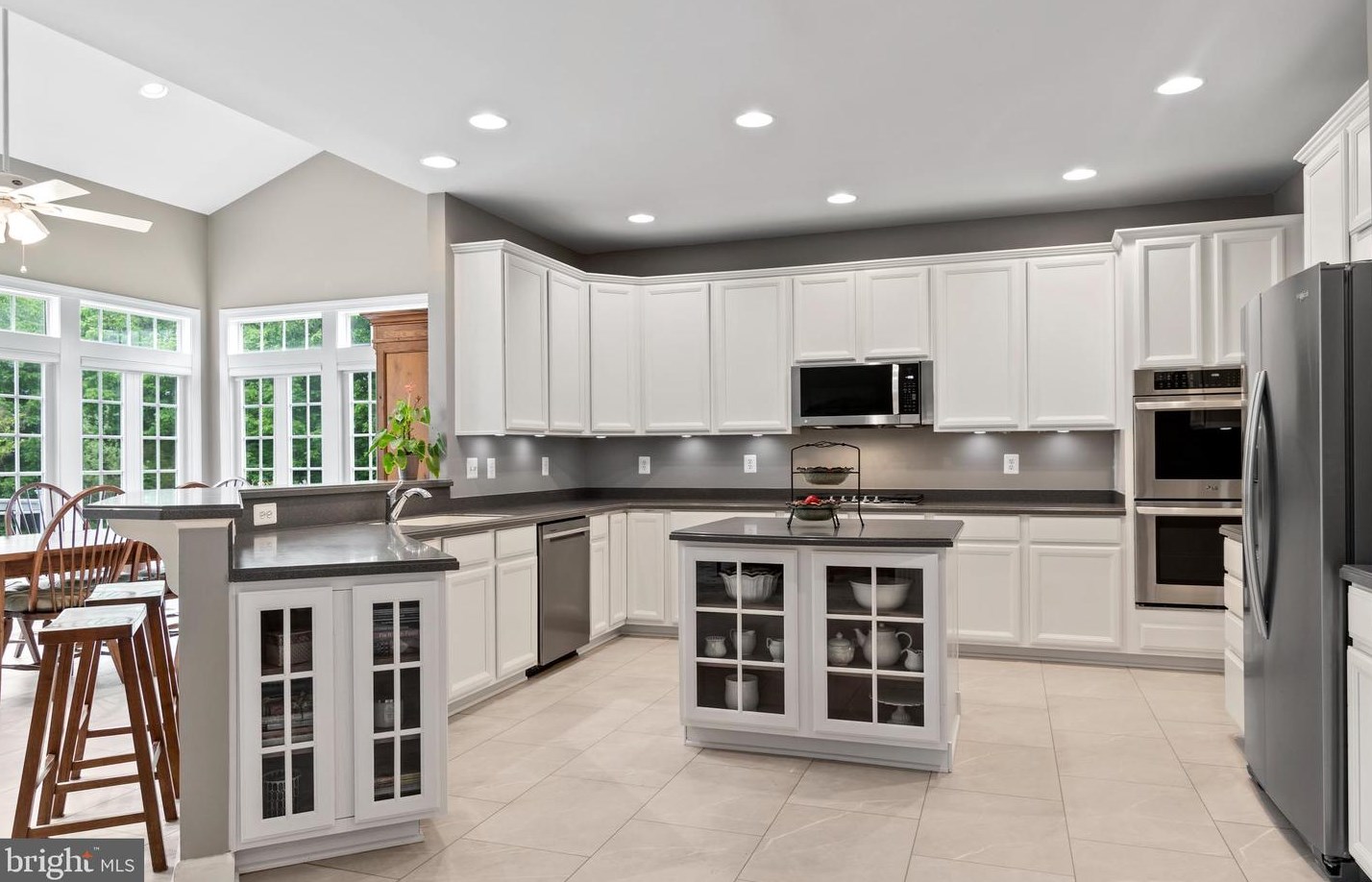 42038 Kudu Ct, Stone Ridge, VA 20105-3419