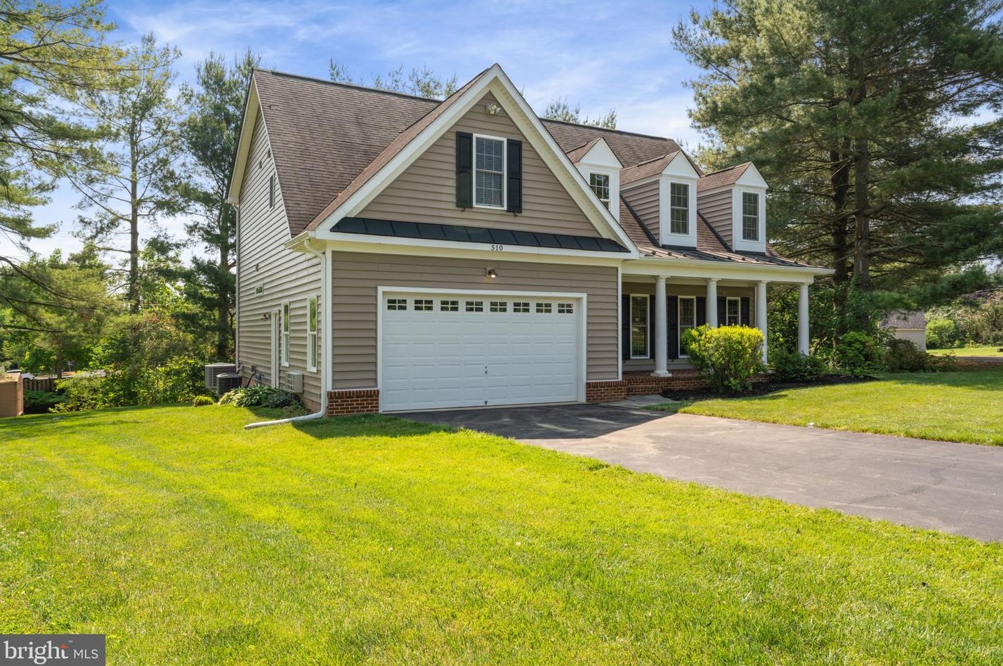 510 W Country Club Dr, Purcellville, VA 20132