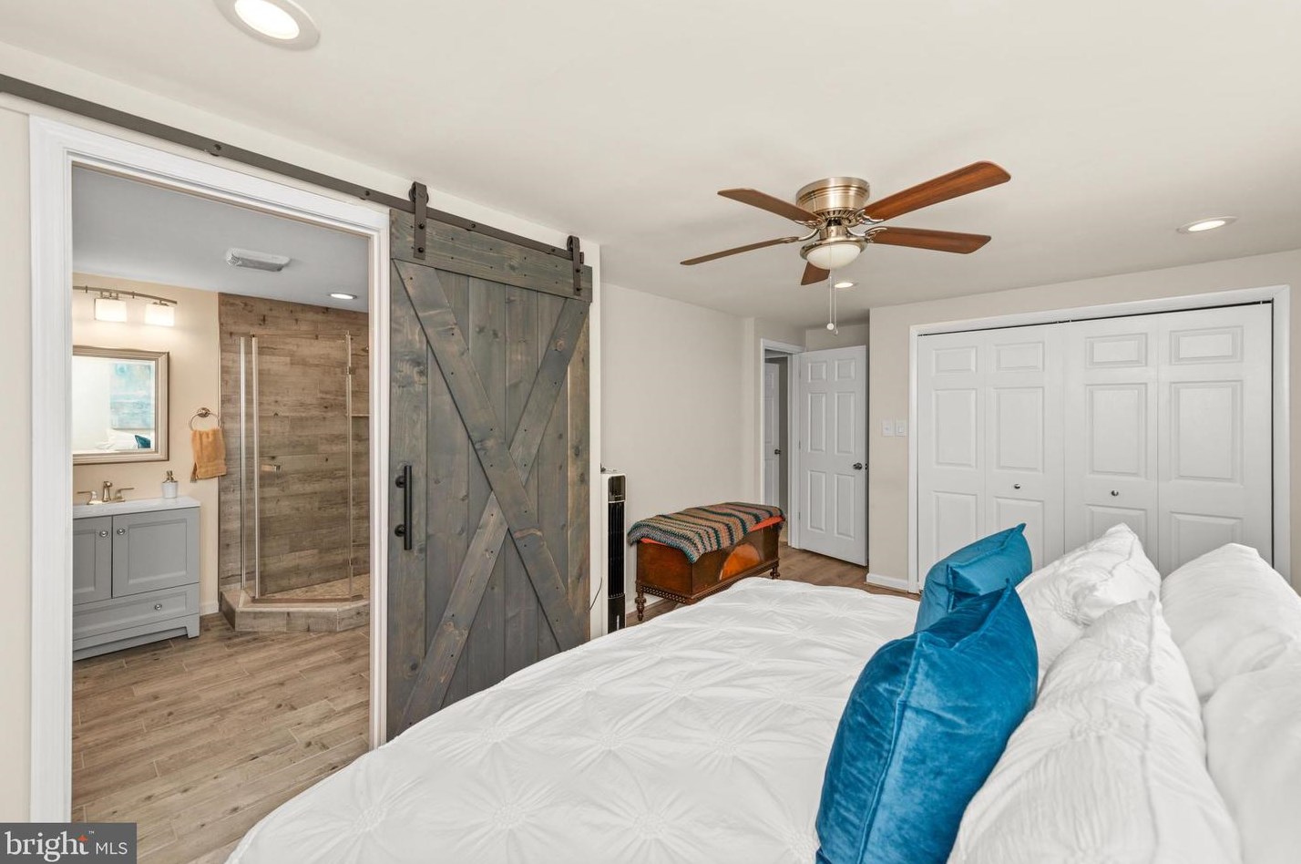 103 Cherry Tree Ct, Dulles VA  20164-2402 exterior