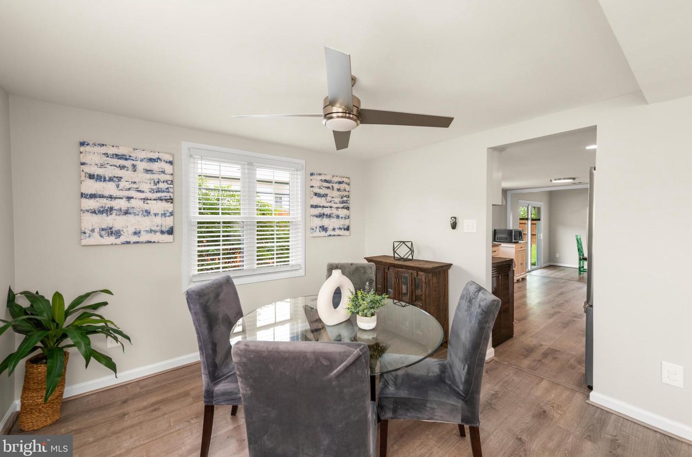 103 Cherry Tree Ct, Dulles VA  20164-2402 exterior