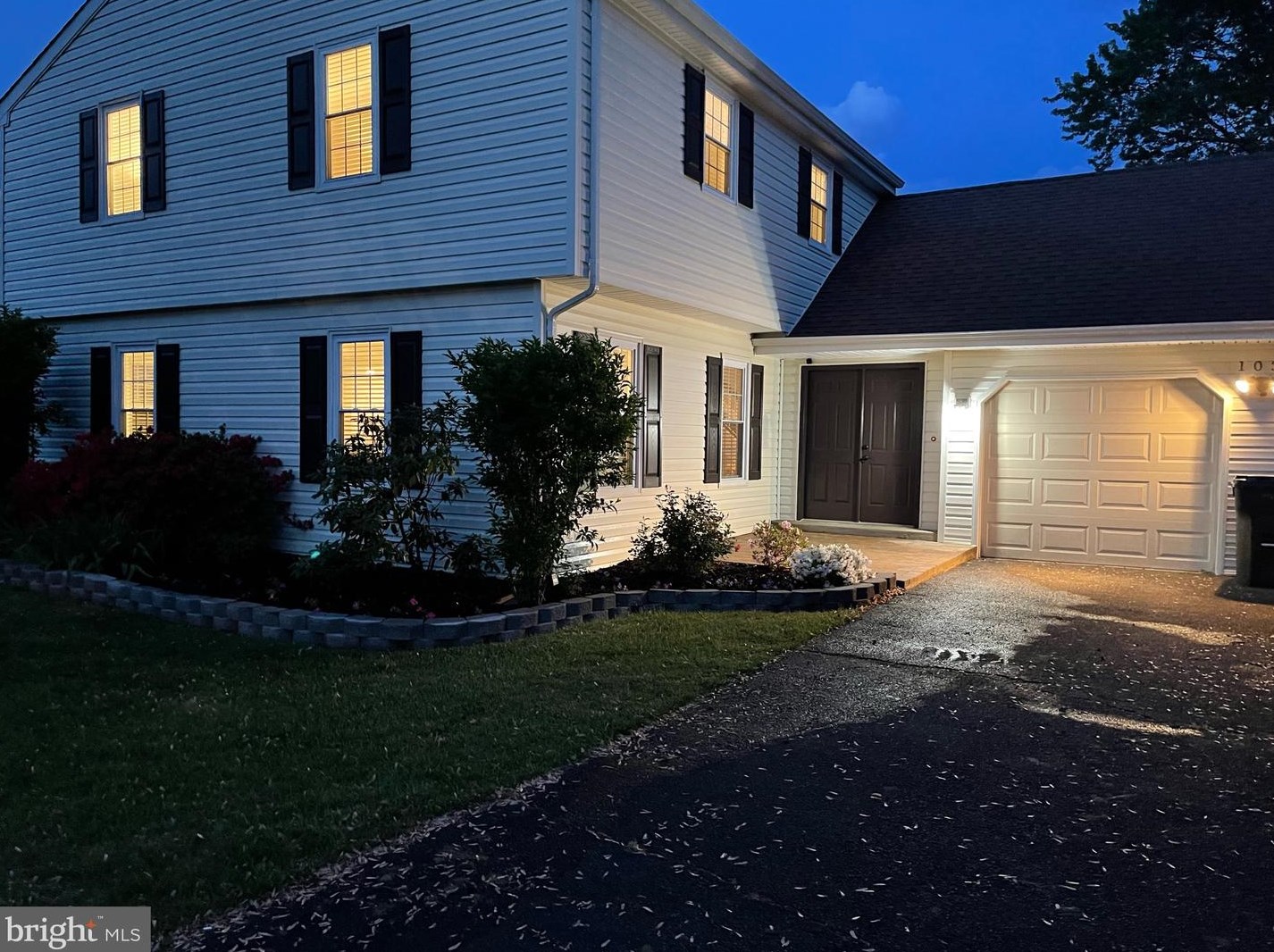 103 Cherry Tree Ct, Dulles VA  20164-2402 exterior