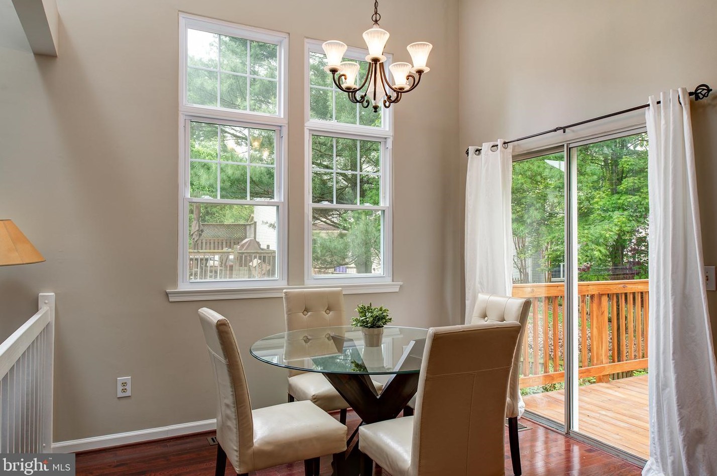 7 Oakdale Ct, Dulles VA  20165-5642 exterior