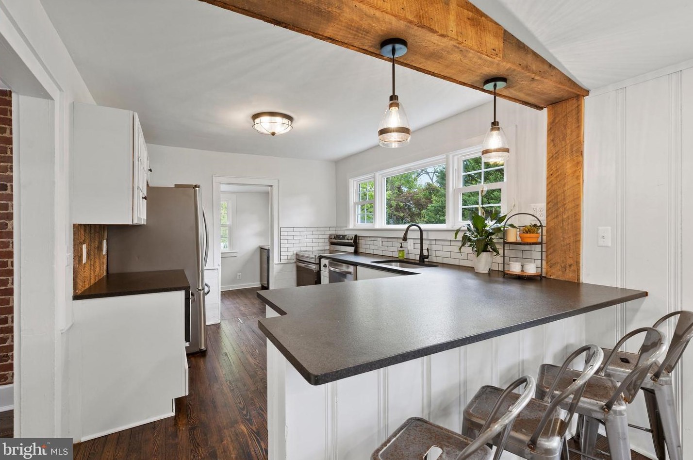 303 E Colonial Hwy, Hamilton, VA 20158