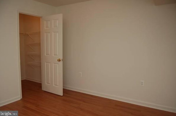 120 Westwick Ct, Dulles VA  20165-6122 exterior
