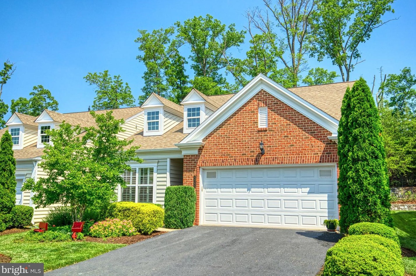 44364 Cruden Bay Dr, Ashburn, VA 20147-5510
