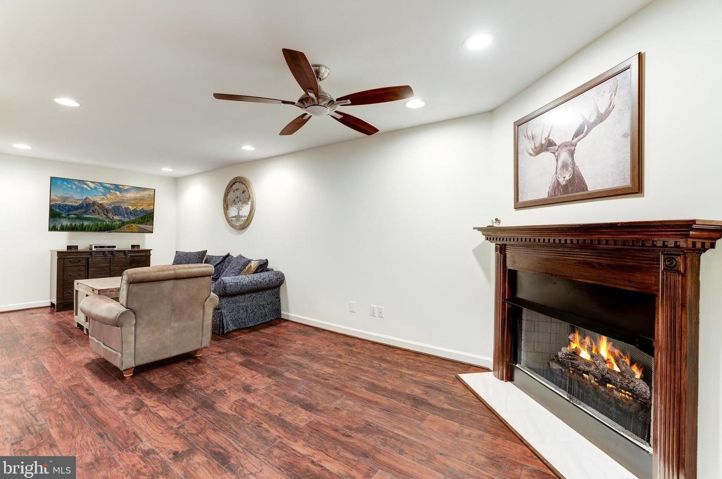 47740 League Ct, Dulles VA  20165-7416 exterior