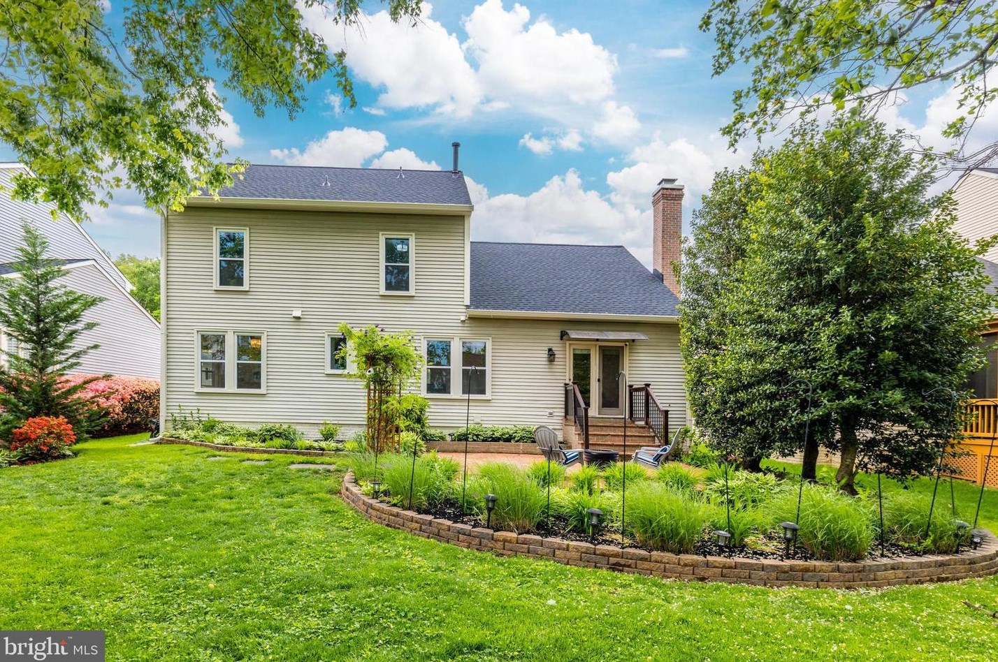 47740 League Ct, Dulles VA  20165-7416 exterior