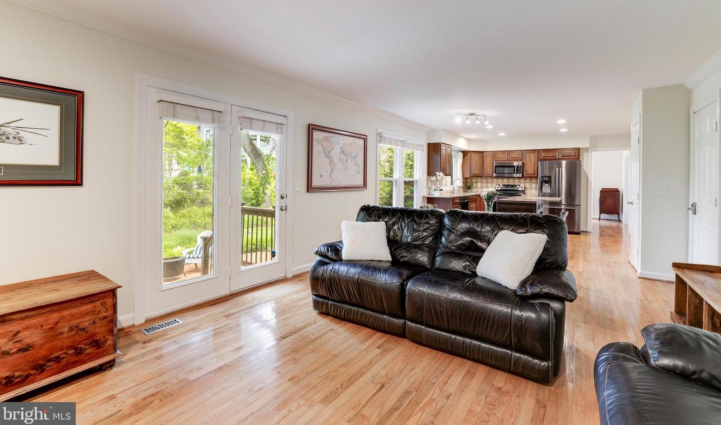 47740 League Ct, Dulles VA  20165-7416 exterior