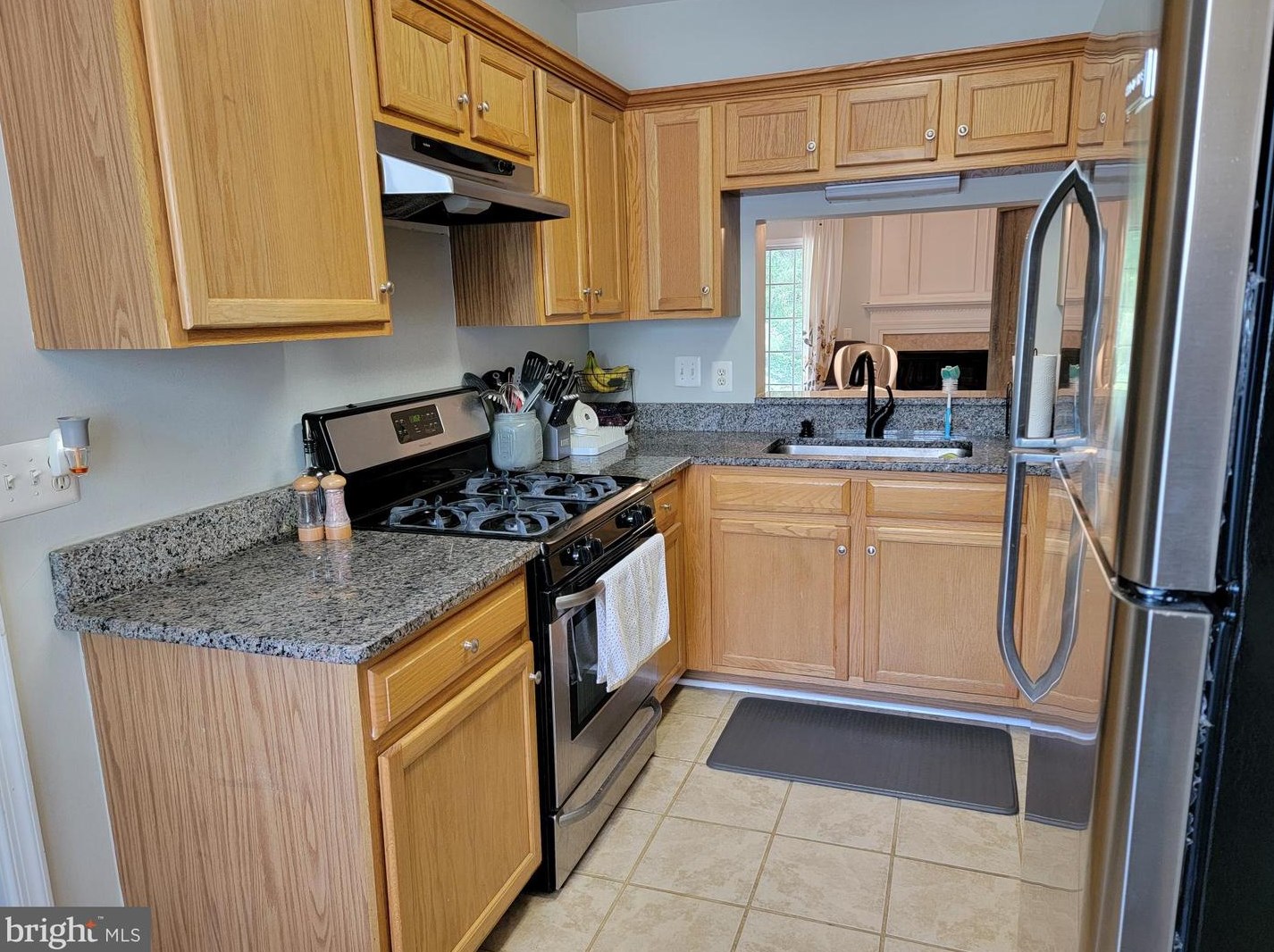 21856 Elkins Ter, Dulles, VA 20166-6806