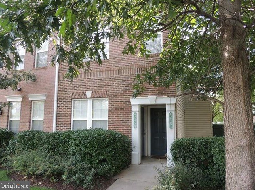 42461 Rockrose Sq, Ashburn, VA 20148