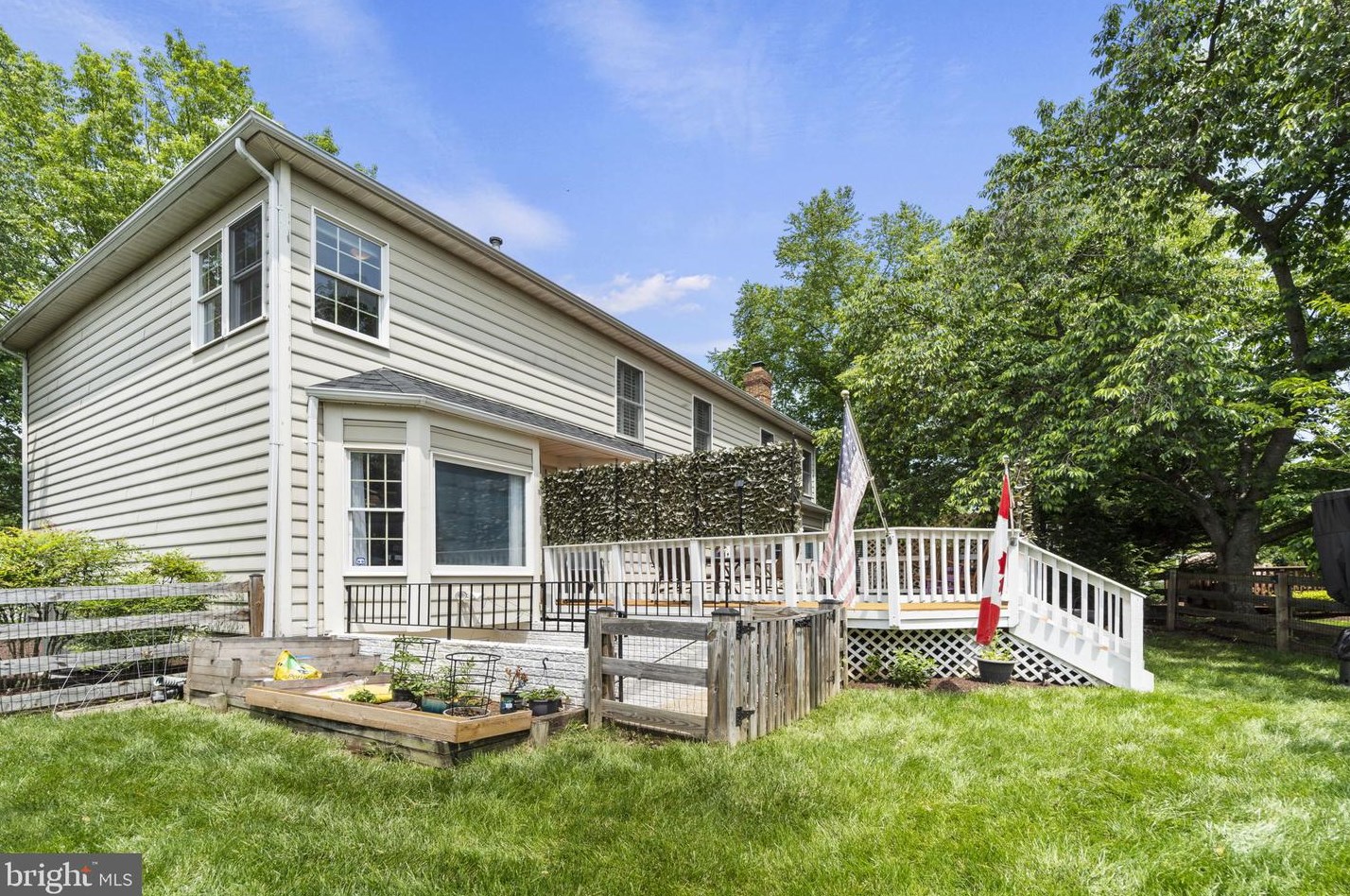 47779 Fathom Pl, Dulles VA  20165-7423 exterior