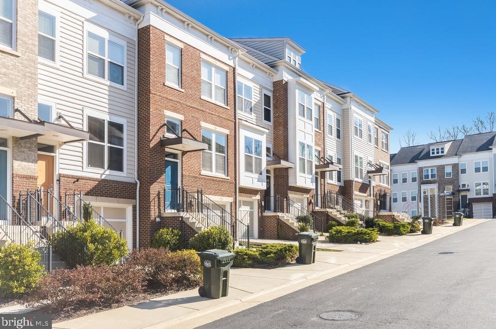 42674 Orefield Ter, Ashburn, VA 20148