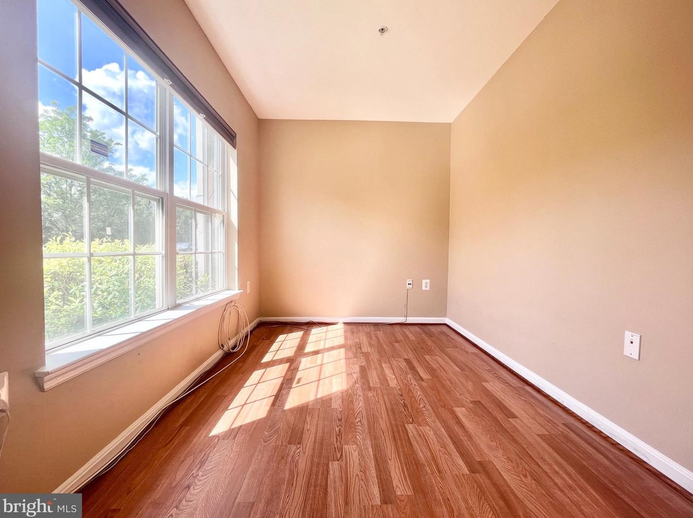 21756 Dragons Green Sq, Ashburn, VA 20147-6711