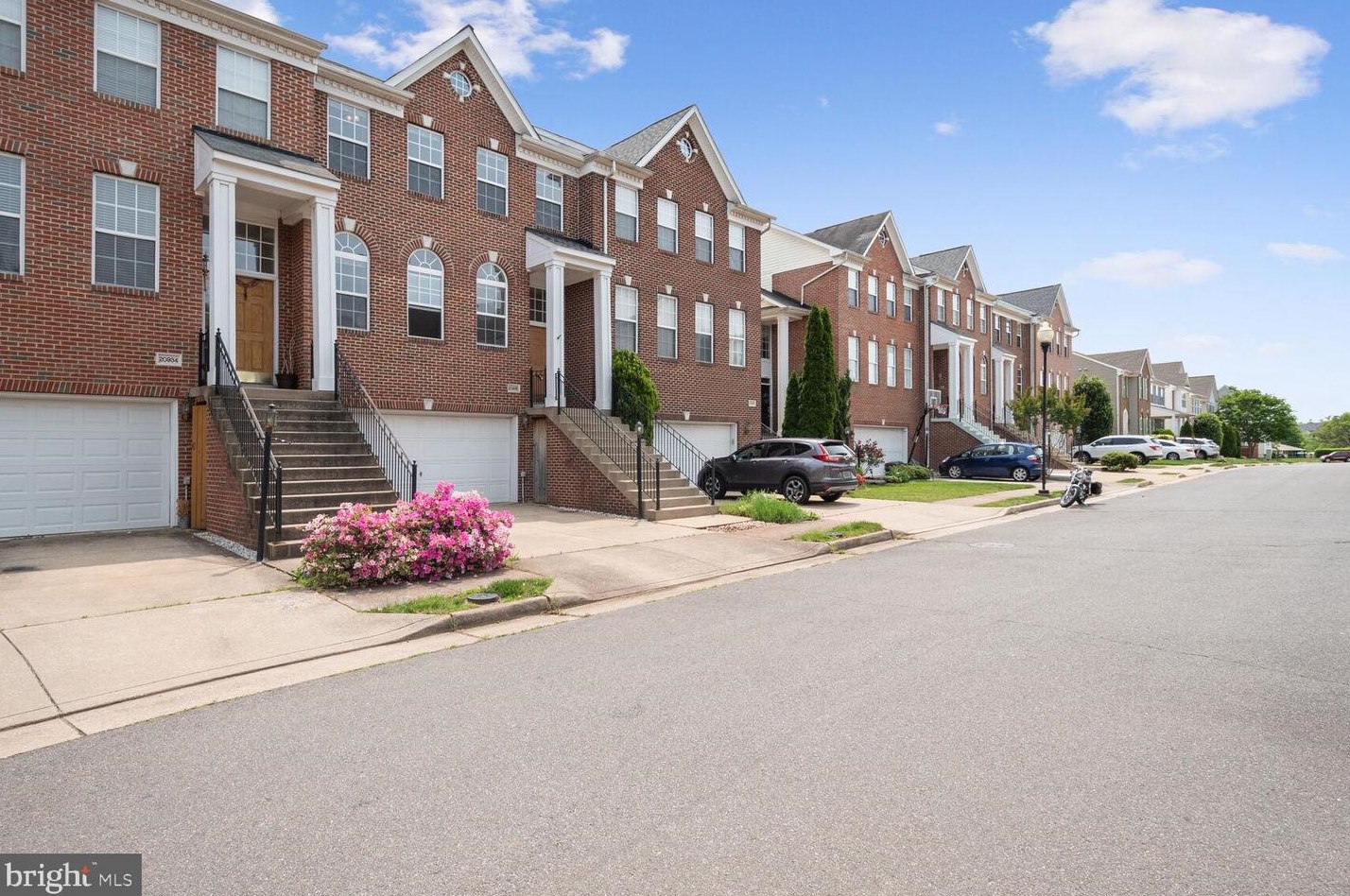20936 Duryea Ter, Ashburn, VA 20147-6494