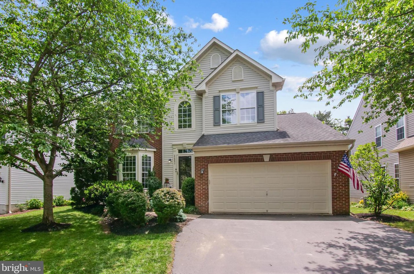 26097 Springdale Dr, Fairfax, VA 20152-3650