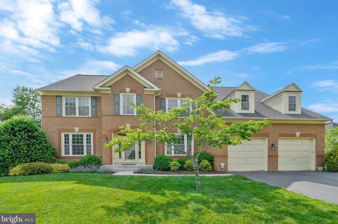 25789 Spectacular Run Pl, Fairfax, VA 20152-1944