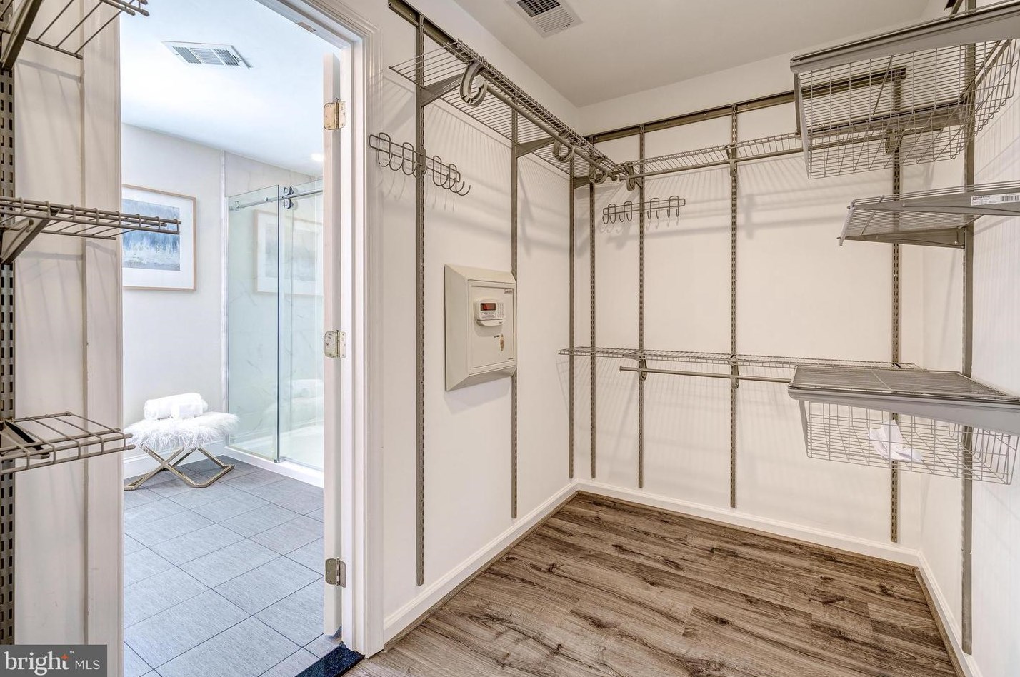 43287 Rush Run Ter, Ashburn VA  20147-3747 exterior