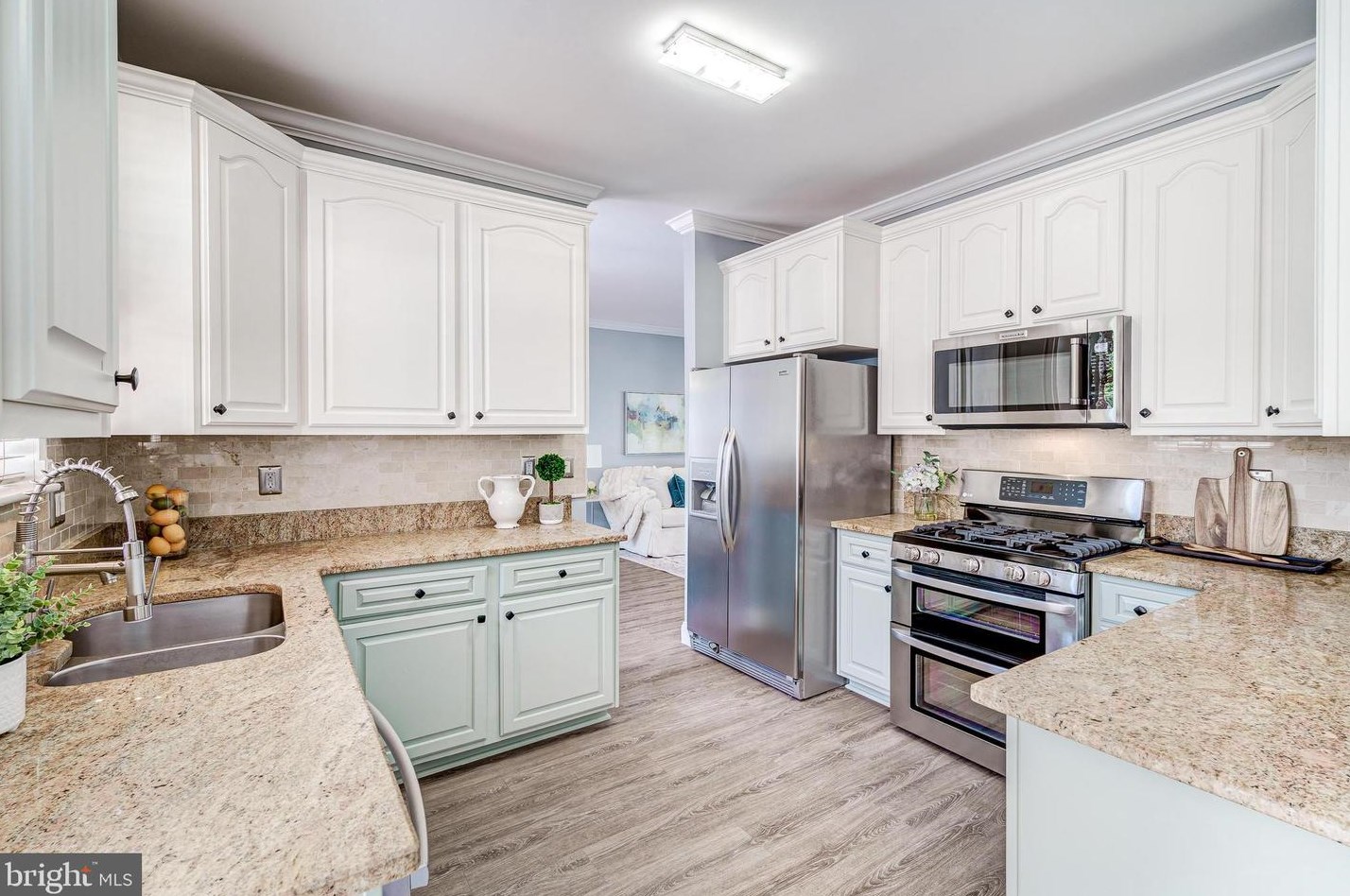 43287 Rush Run Ter, Ashburn VA  20147-3747 exterior