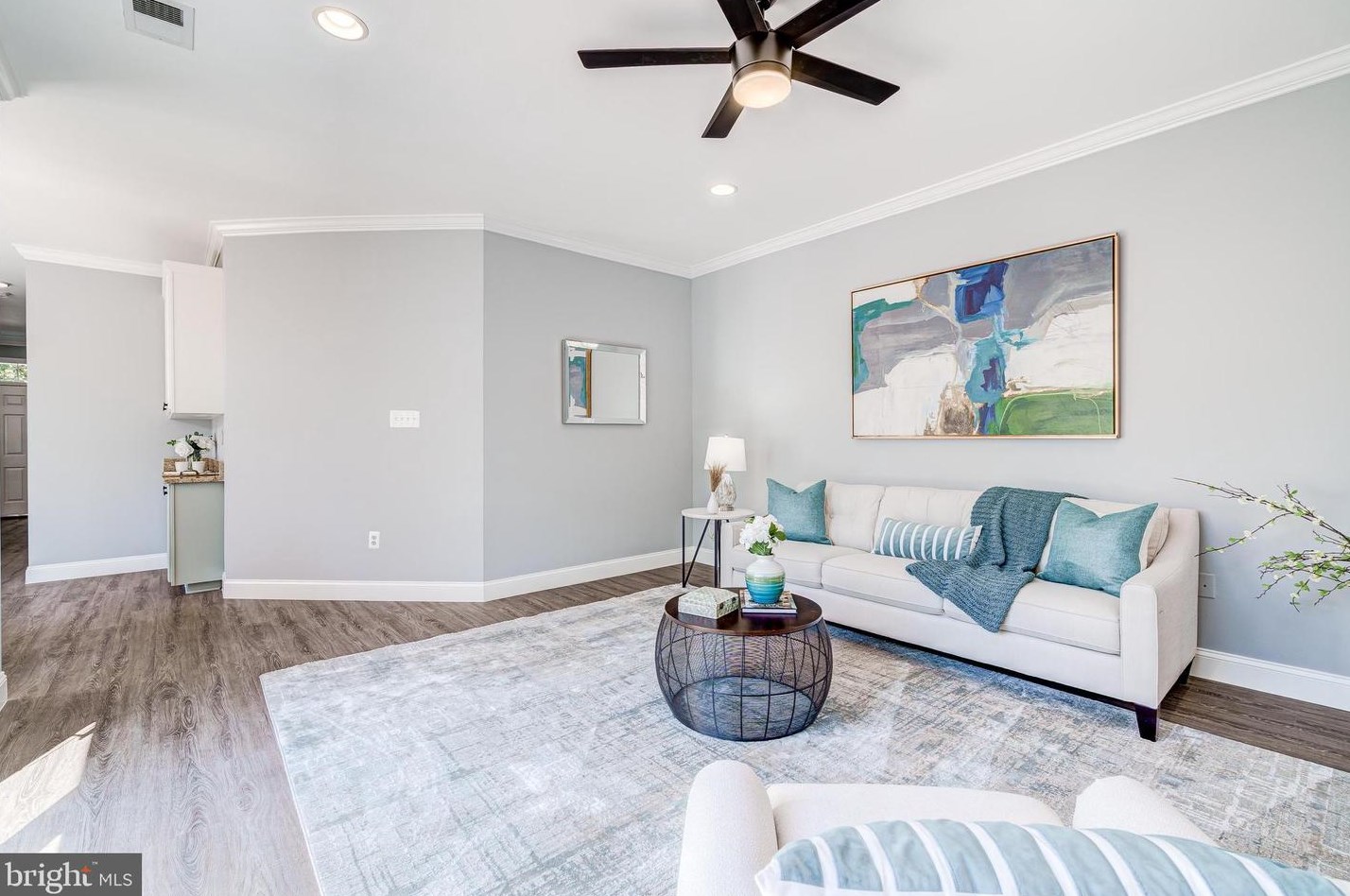 43287 Rush Run Ter, Ashburn VA  20147-3747 exterior