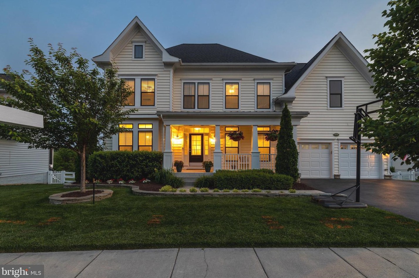 17737 Marbury Street, Round Hill, VA 20141