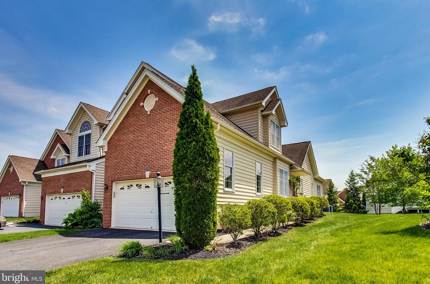 42933 Nokes Corner Ter, Ashburn, VA 20148