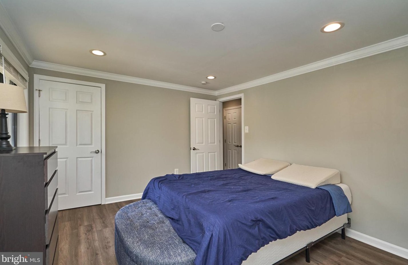 181 Cottage Rd, Dulles VA  20164-1305 exterior