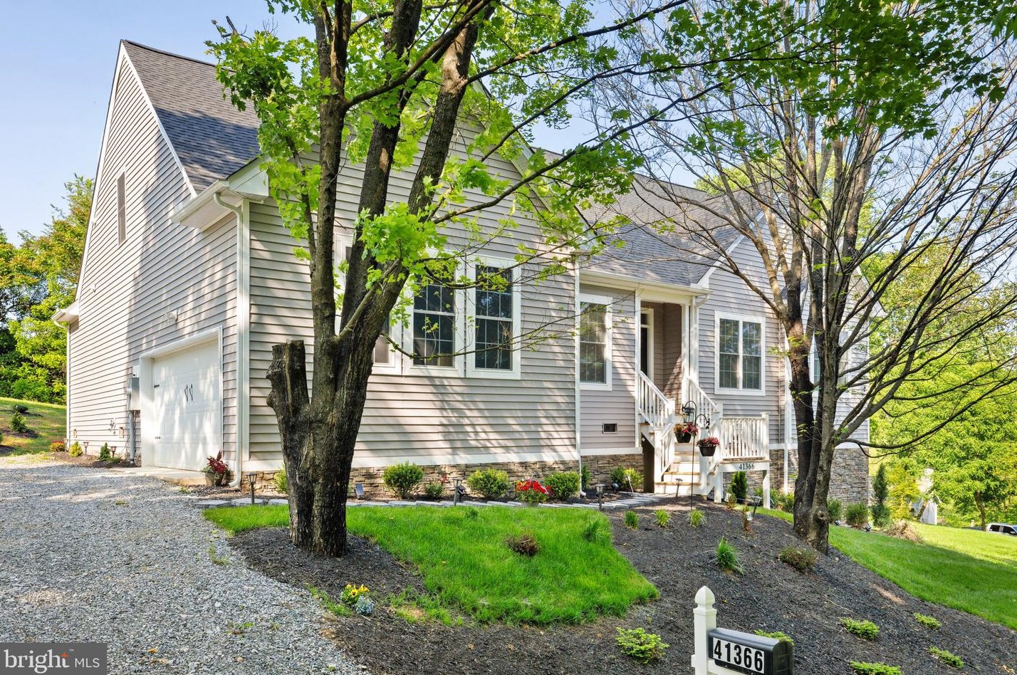 41366 Common House Ln, Lovettsville, VA 20180