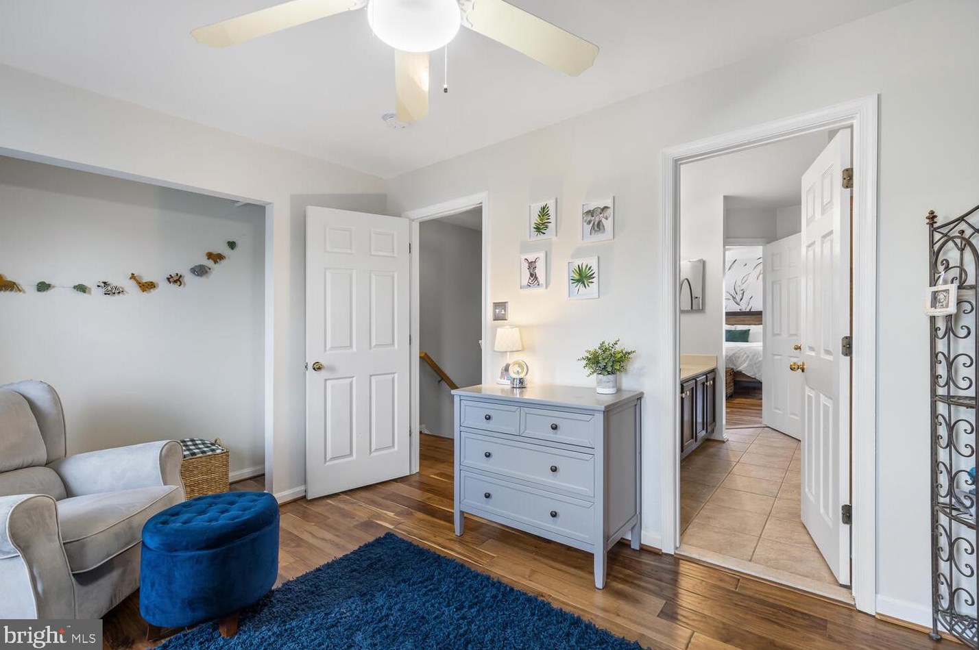 42805 Pilgrim Sq, Fairfax VA  20152-3928 exterior