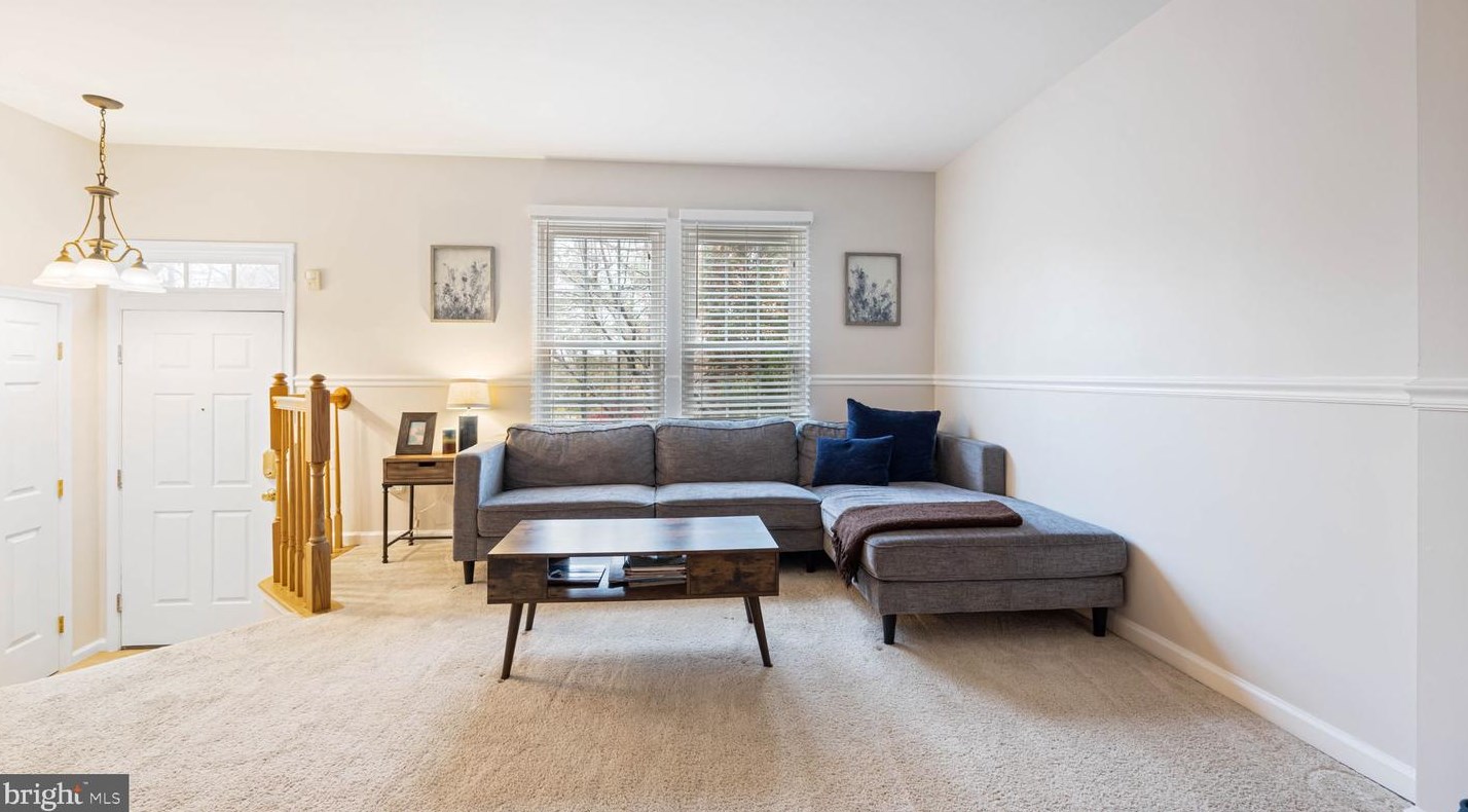 44945 Bourne Terrace, Ashburn, VA 20147