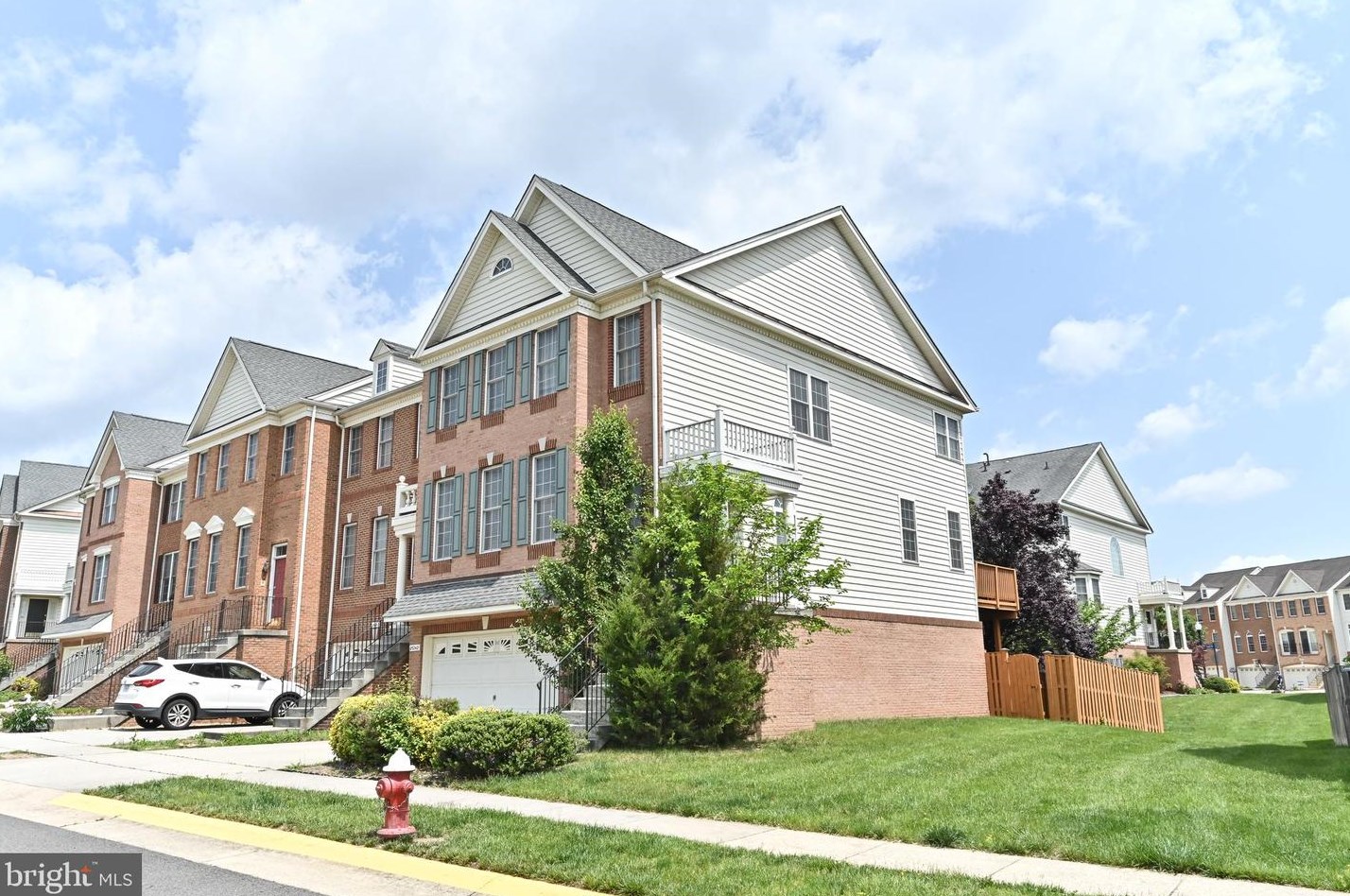 25242 Whippoorwill Ter, Fairfax, VA 20152-6696