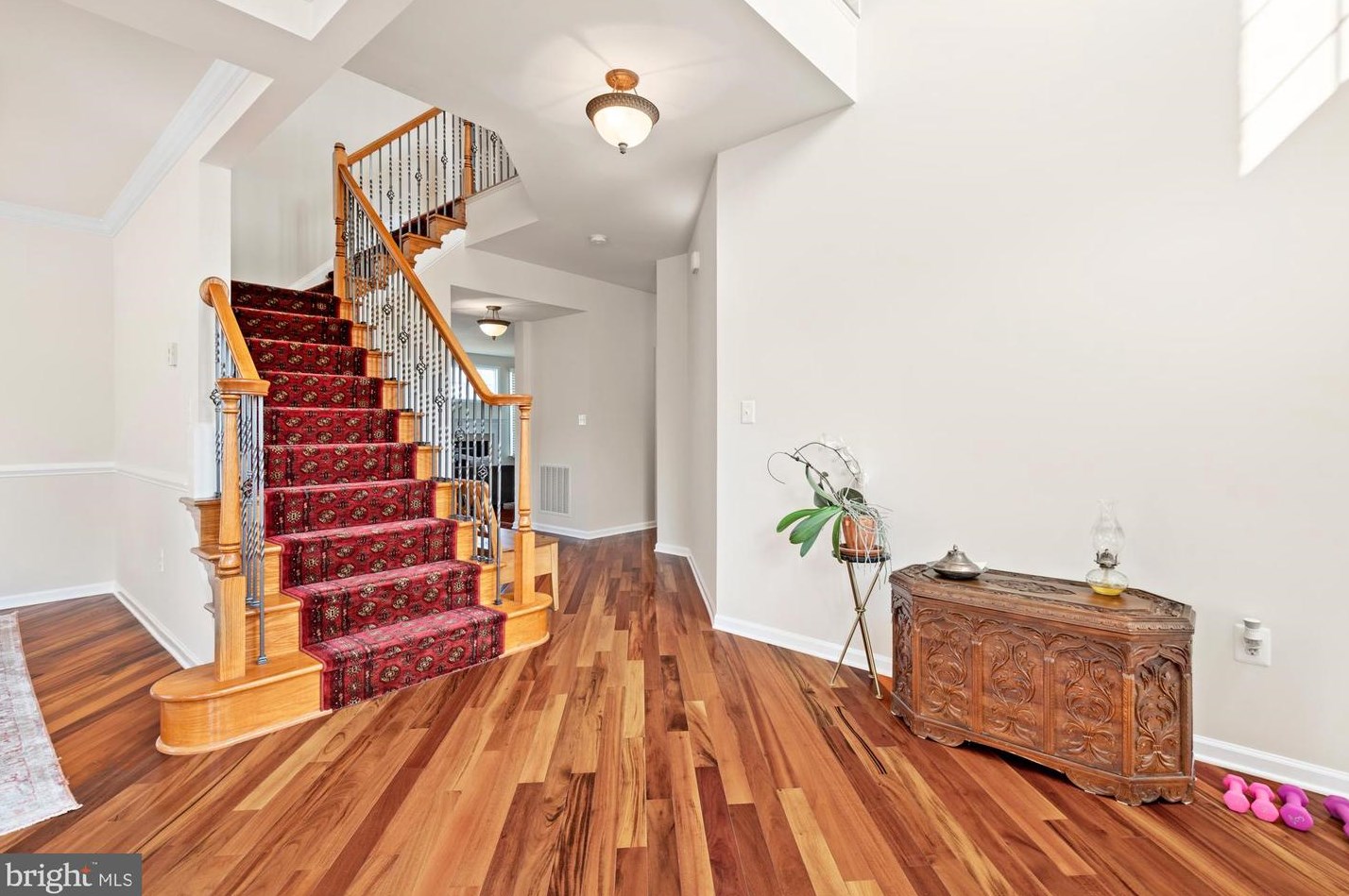 43412 Barnstead Dr, Ashburn, VA 20148-6892
