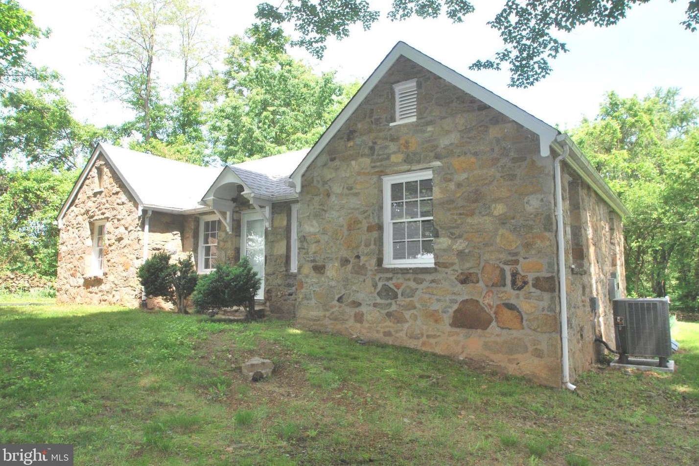 23131 Oakham Farm Ln, Middleburg, VA 20117