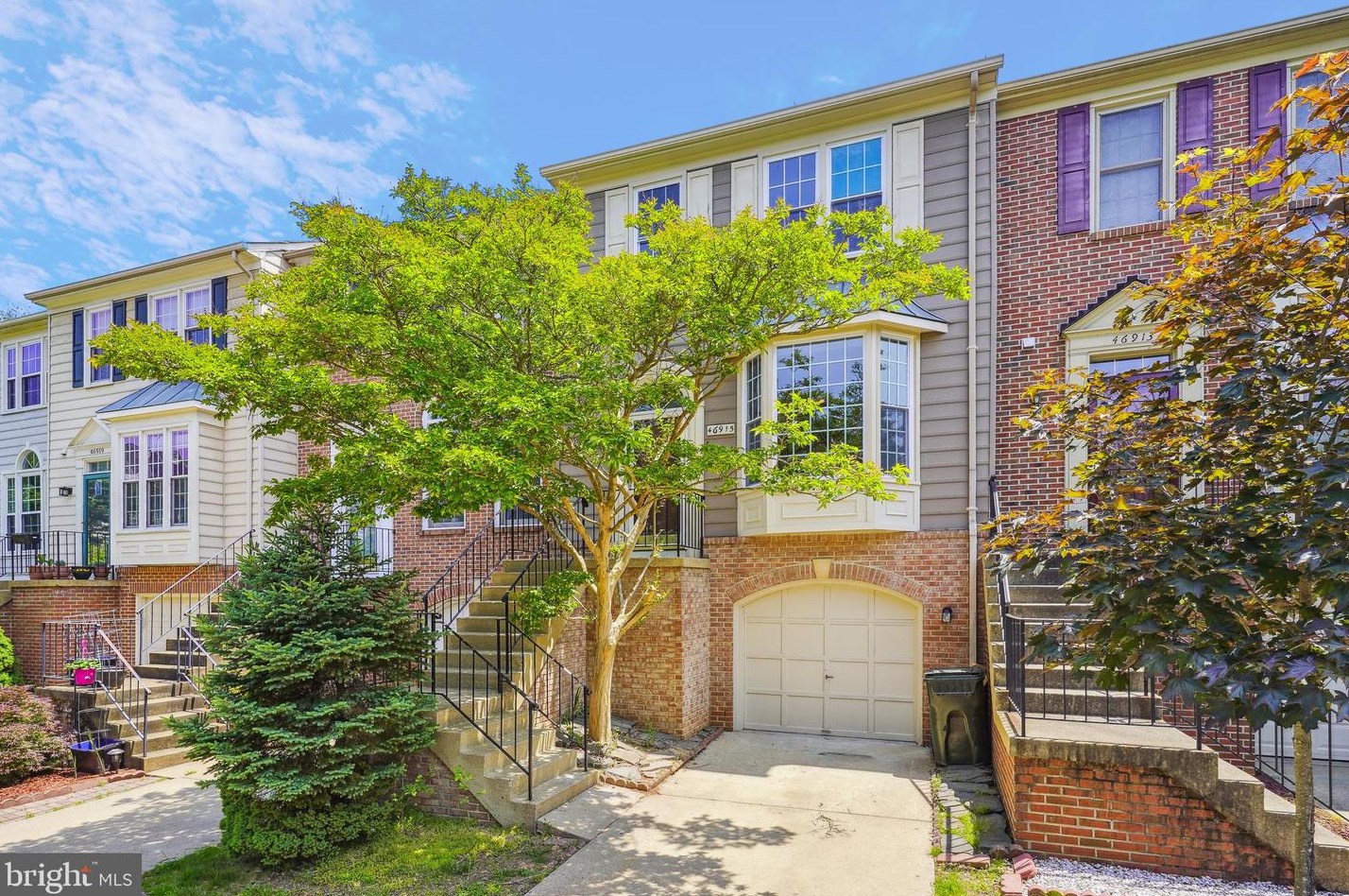 46915 Rabbitrun Ter, Dulles, VA 20164-2371