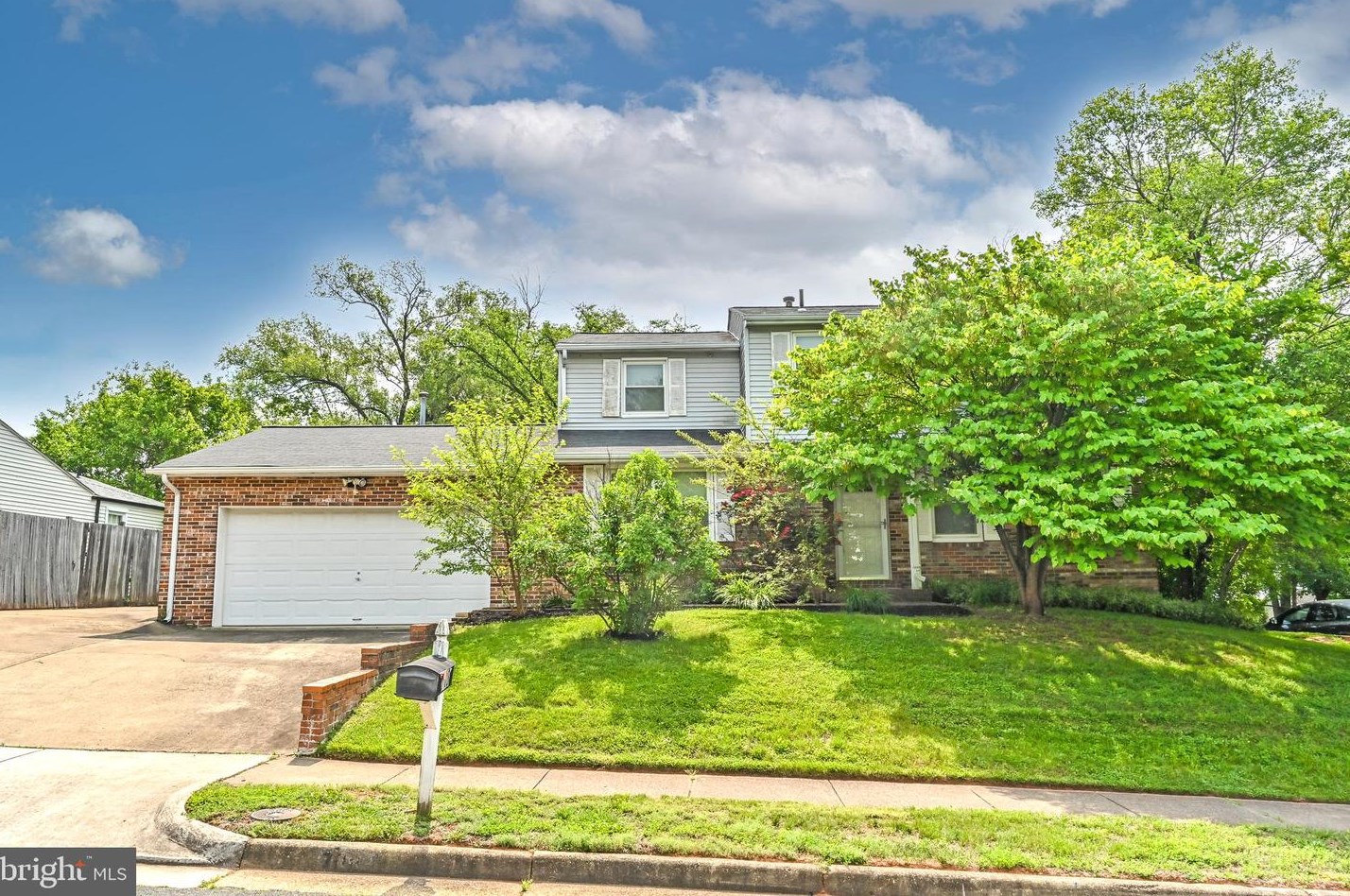 708 Argonne Ave, Dulles, VA 20164-2922