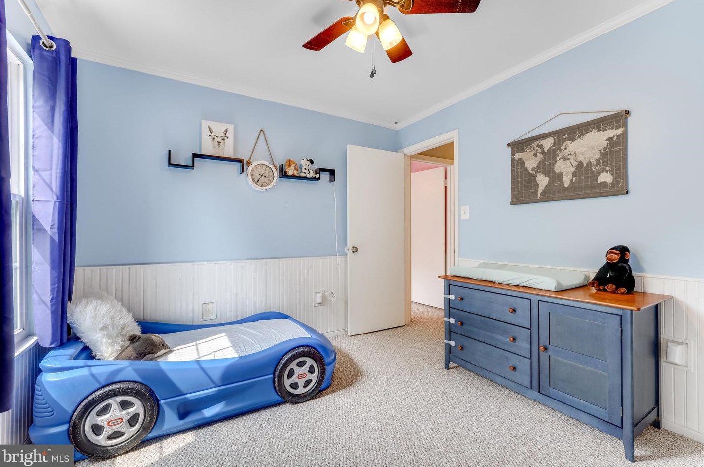 5 Vandercastel Rd, Dulles VA  20165-5622 exterior