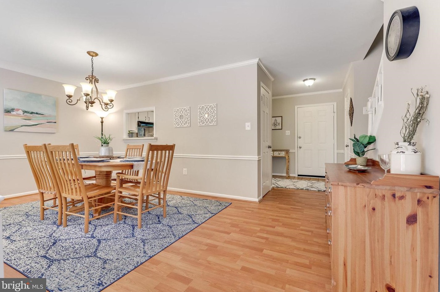 5 Vandercastel Rd, Dulles VA  20165-5622 exterior