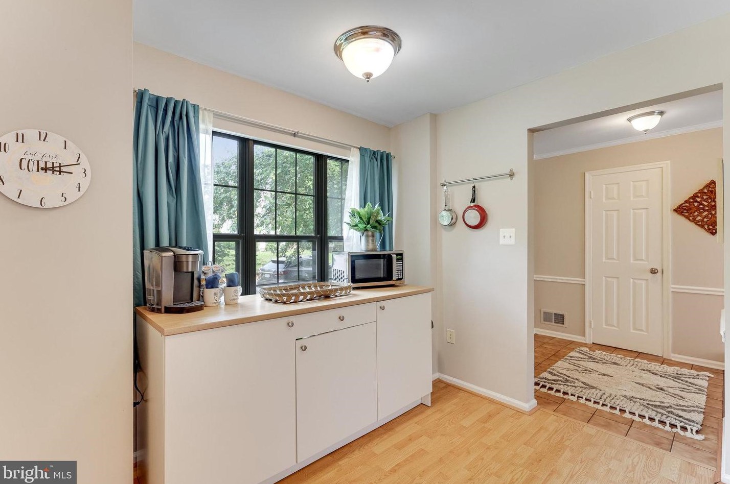 5 Vandercastel Rd, Dulles VA  20165-5622 exterior