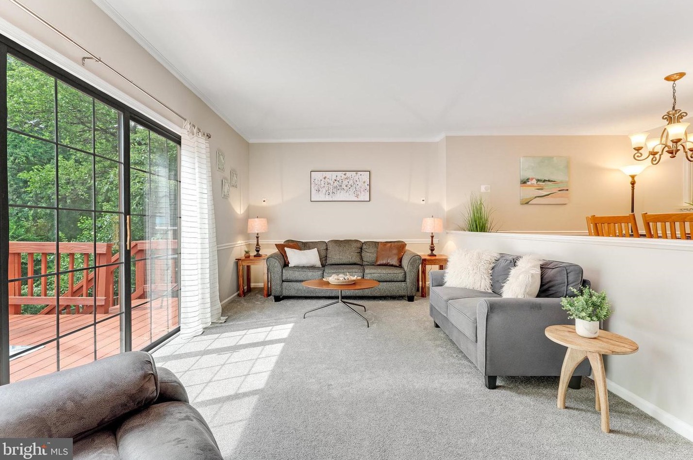 5 Vandercastel Rd, Dulles VA  20165-5622 exterior