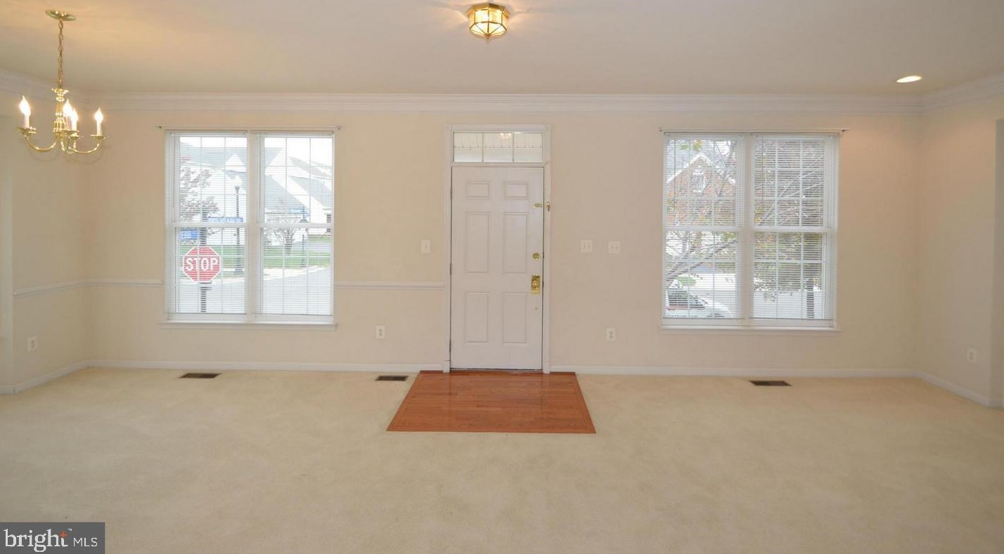 42555 Pelican Dr, Fairfax, VA 20152