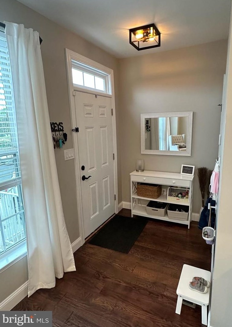 44308 Silkworth Ter, Ashburn, VA 20147