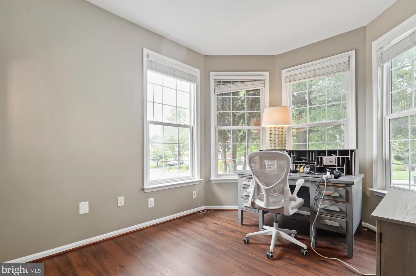 20797 Iris Dr, Dulles VA  20165-8712 exterior