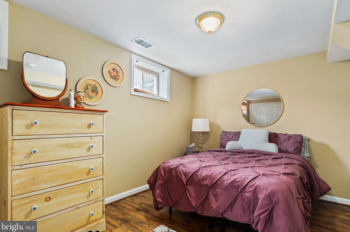 20797 Iris Dr, Dulles VA  20165-8712 exterior