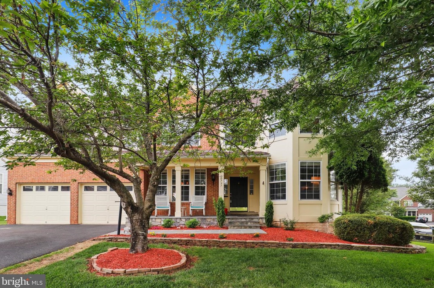 20797 Iris Dr, Dulles, VA 20165-8712