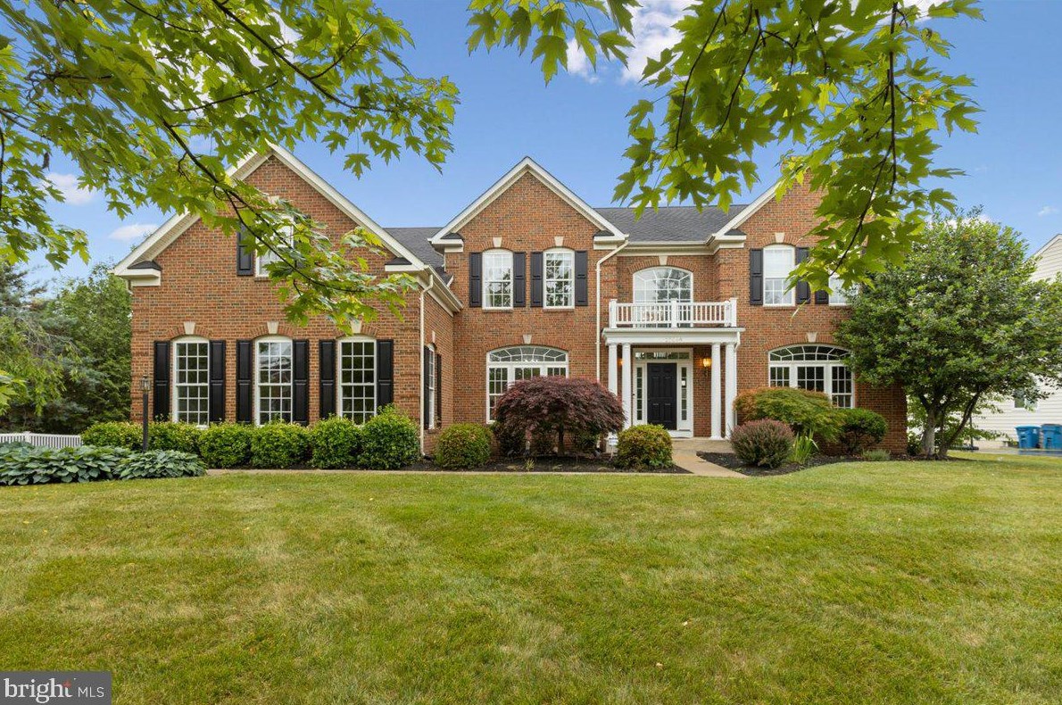 25069 Impala Ct, Fairfax, VA 20152-5906