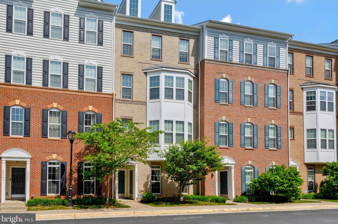 22348 Concord Station Ter, Ashburn, VA 20148-2428