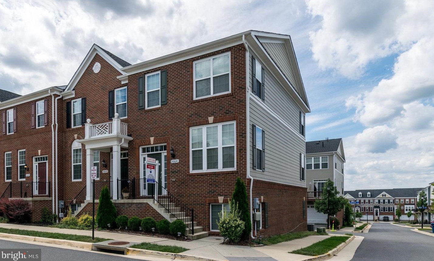 20641 Smollet Ter, Ashburn, VA 20147