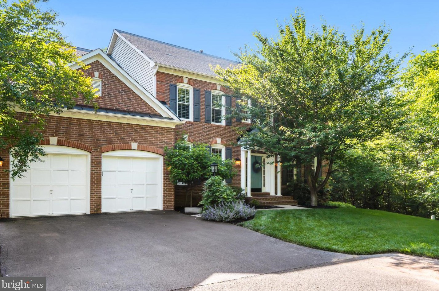 26039 Glasgow Dr, Fairfax, VA 20152-1777