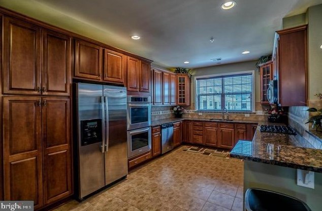 42569 Highgate Ter, Ashburn, VA 20148-6422