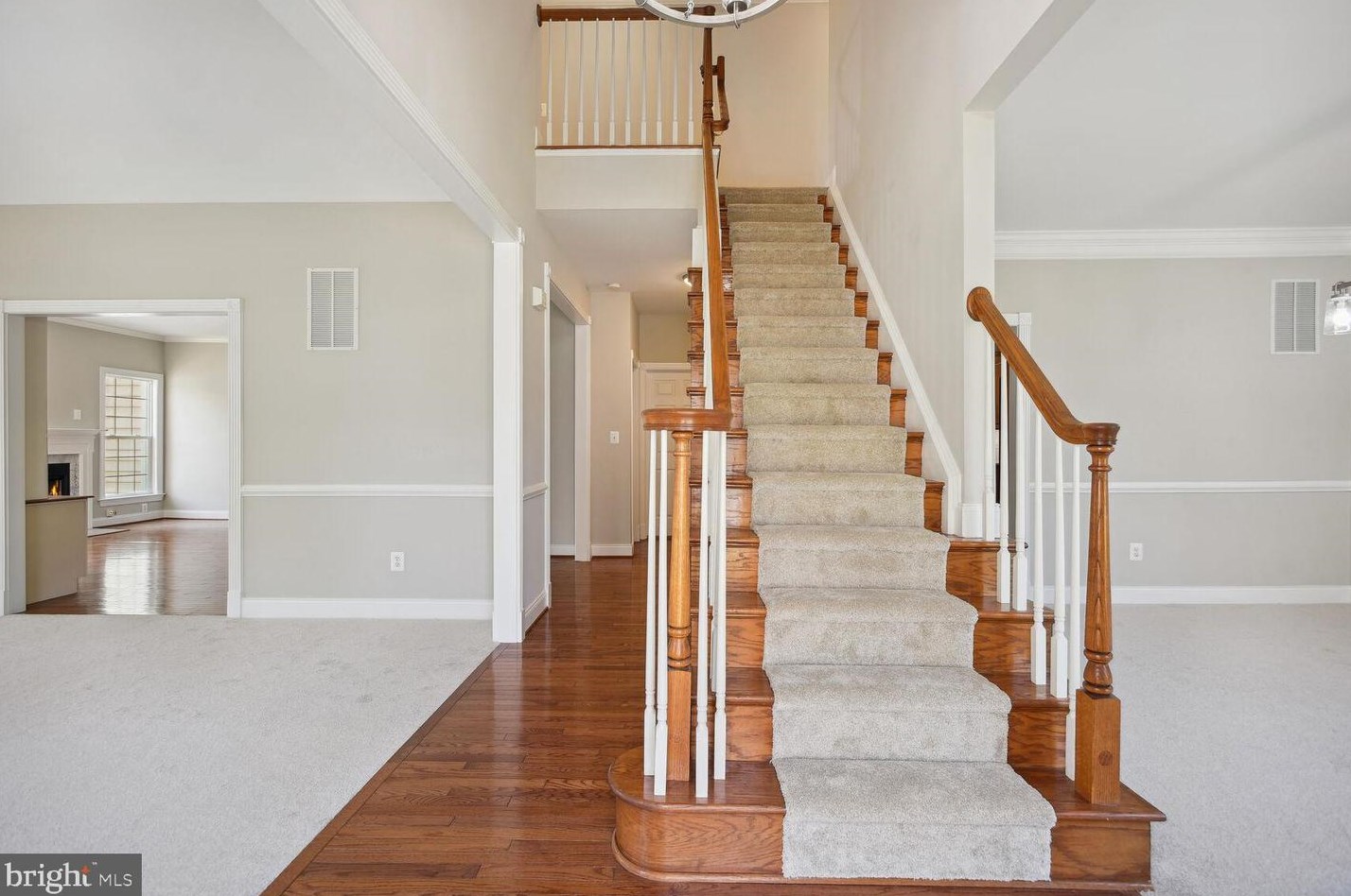 19888 Naples Lakes Ter, Ashburn, VA 20147-5255